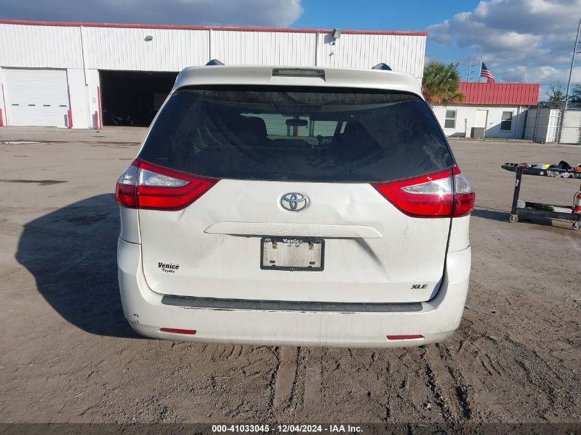 VIN 5TDYZ3DC7HS813360 2017 TOYOTA SIENNA no.16