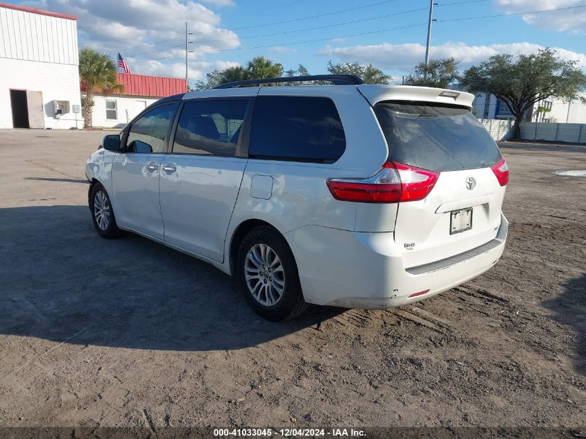 VIN 5TDYZ3DC7HS813360 2017 TOYOTA SIENNA no.3