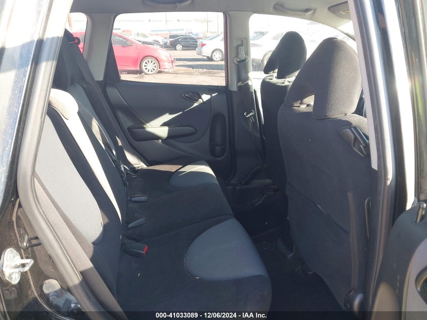 2007 HONDA FIT VIN: JHMGD38467S062303