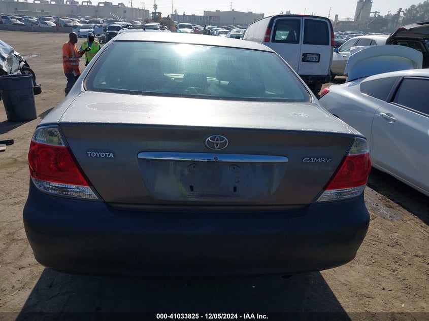 2005 Toyota Camry Std VIN: JTDBE32K453000695 Lot: 41033825
