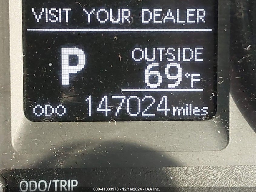 2017 Toyota Corolla Le VIN: 5YFBURHE2HP627236 Lot: 41033978