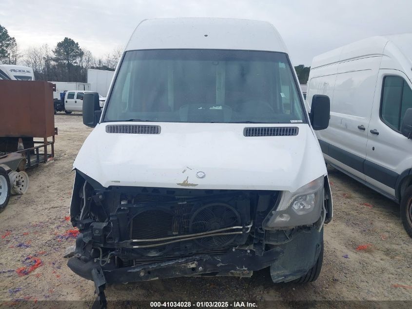 VIN WD3PE8DE4E5896263 2014 Mercedes-Benz Sprinter 2... no.13