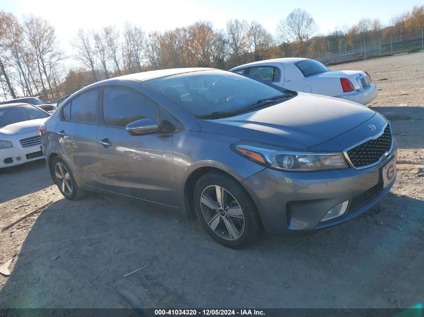 VIN 3KPFL4A73JE241385 2018 KIA Forte, S no.1