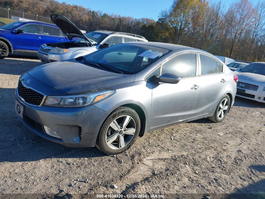 VIN 3KPFL4A73JE241385 2018 KIA Forte, S no.2