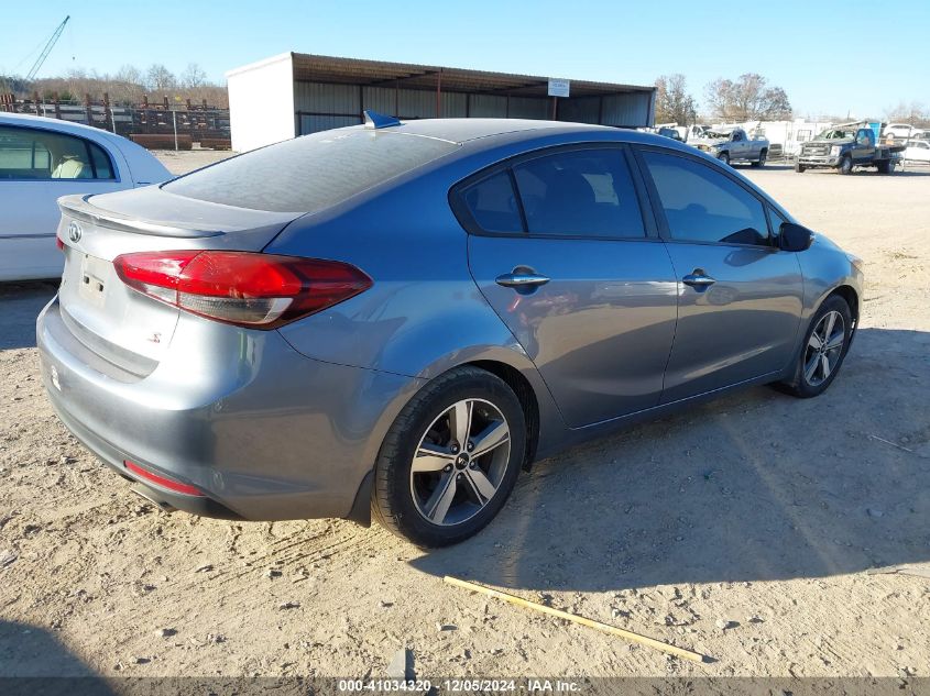 VIN 3KPFL4A73JE241385 2018 KIA Forte, S no.4