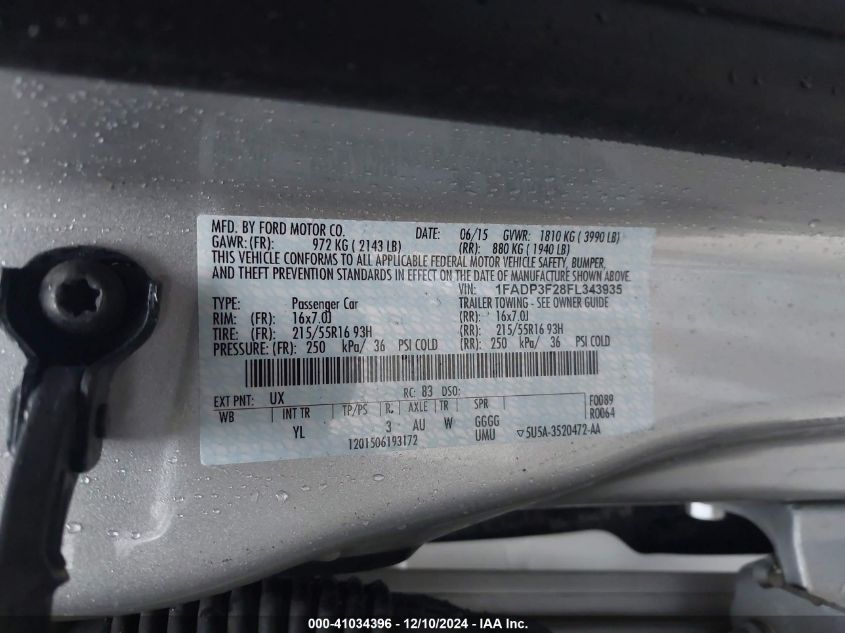 VIN 1FADP3F28FL343935 2015 Ford Focus, SE no.9