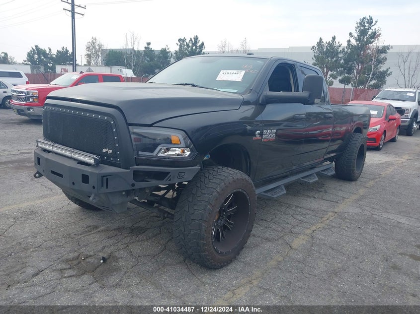Vin: 3c6ur4hlxhg536675, lot: 41524413, ram 2500 20172
