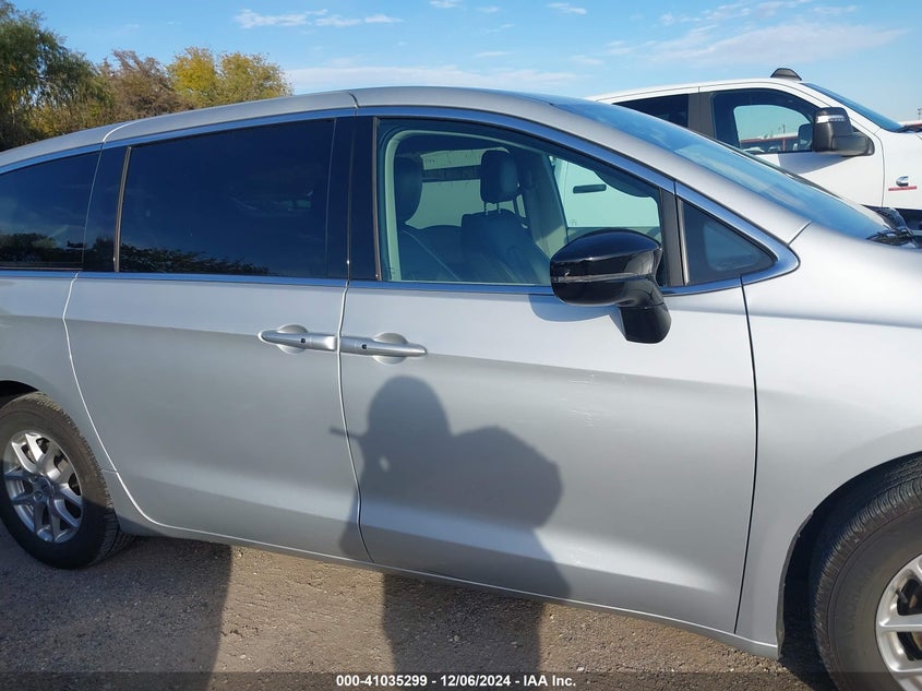 2024 CHRYSLER PACIFICA TOURING L - 2C4RC1BGXRR171968