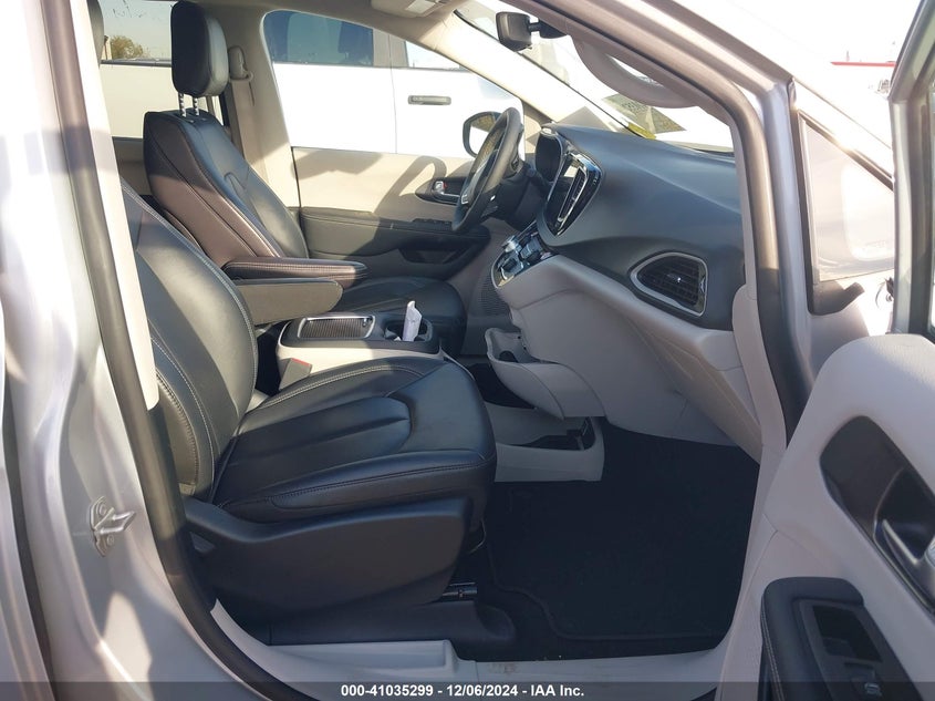 2024 CHRYSLER PACIFICA TOURING L - 2C4RC1BGXRR171968