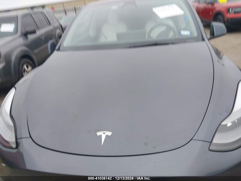 2023 Tesla Model Y Awd/Long Range Dual Motor All-Wheel Drive VIN: 7SAYGDEE2PF687541 Lot: 41036142