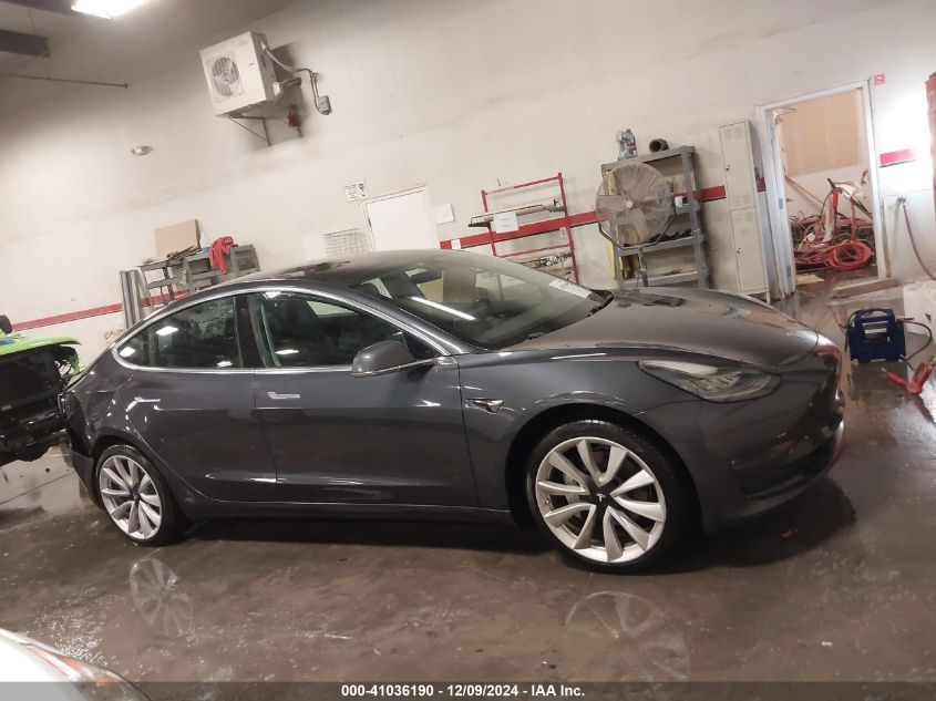 2018 Tesla Model 3 Long Range/Mid Range VIN: 5YJ3E1EA2JF052853 Lot: 41036190