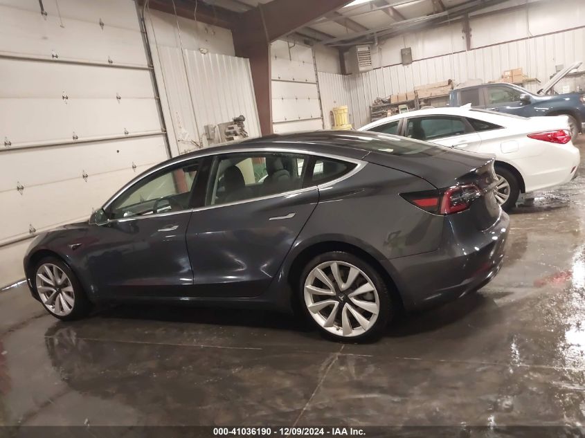 2018 Tesla Model 3 Long Range/Mid Range VIN: 5YJ3E1EA2JF052853 Lot: 41036190