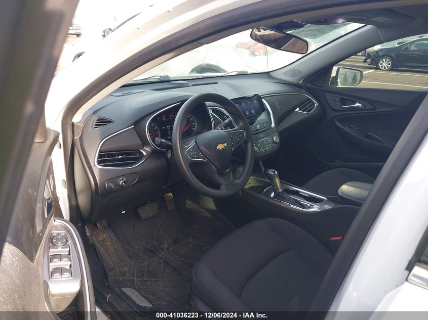 2019 CHEVROLET MALIBU VIN: 1G1ZD5ST4KF152596