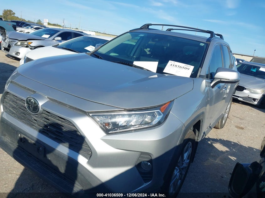 VIN 2T3C1RFV1KW028714 2019 TOYOTA RAV4 XLE PREMIUM