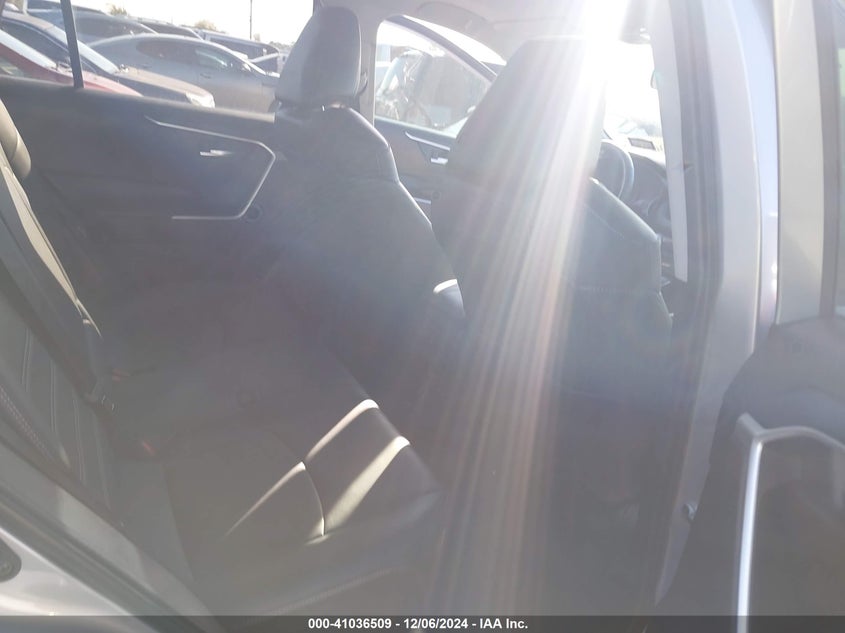 VIN 2T3C1RFV1KW028714 2019 TOYOTA RAV4 XLE PREMIUM