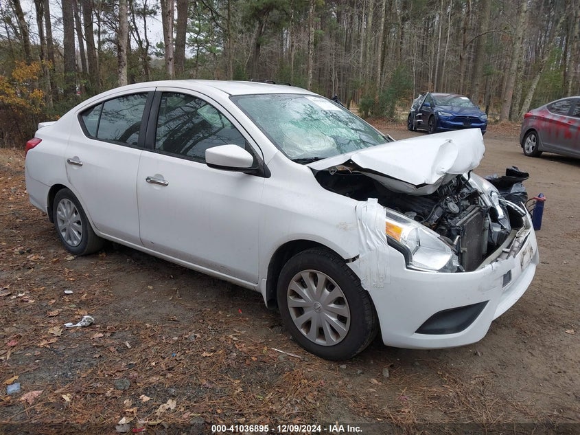 2017 Nissan Versa