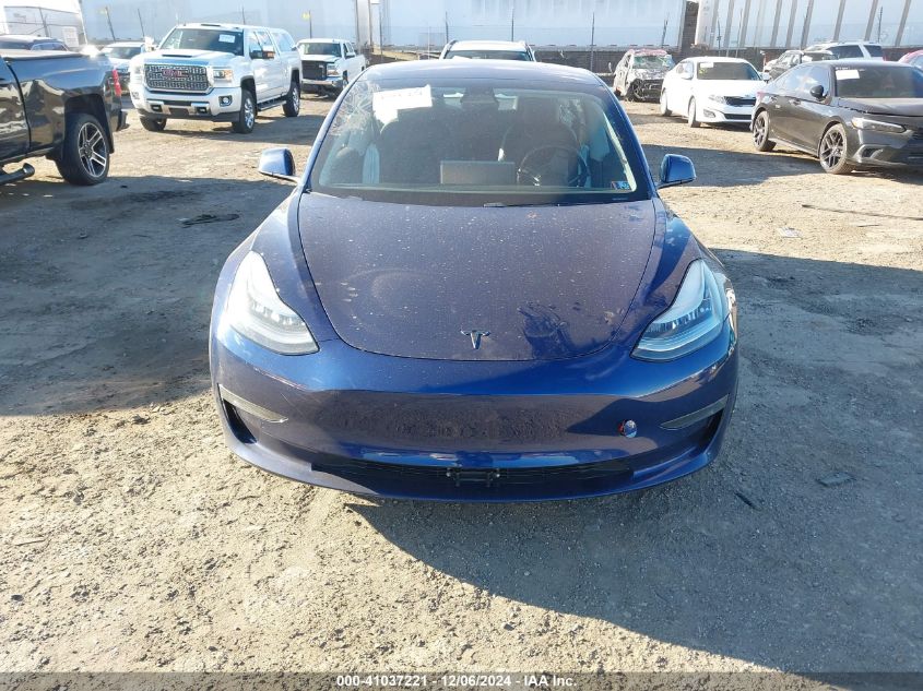 2018 Tesla Model 3 Long Range/Performance VIN: 5YJ3E1EB7JF121836 Lot: 41037221