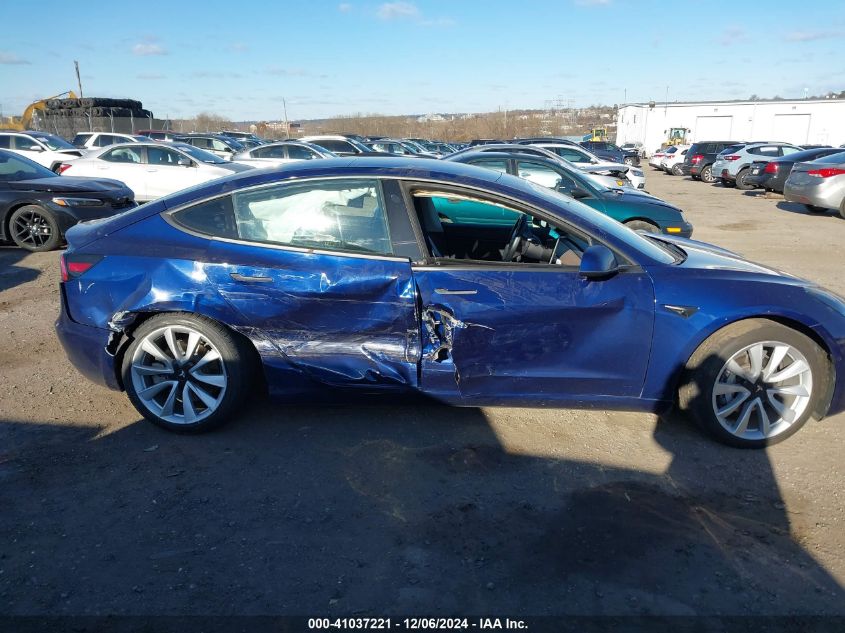 2018 Tesla Model 3 Long Range/Performance VIN: 5YJ3E1EB7JF121836 Lot: 41037221