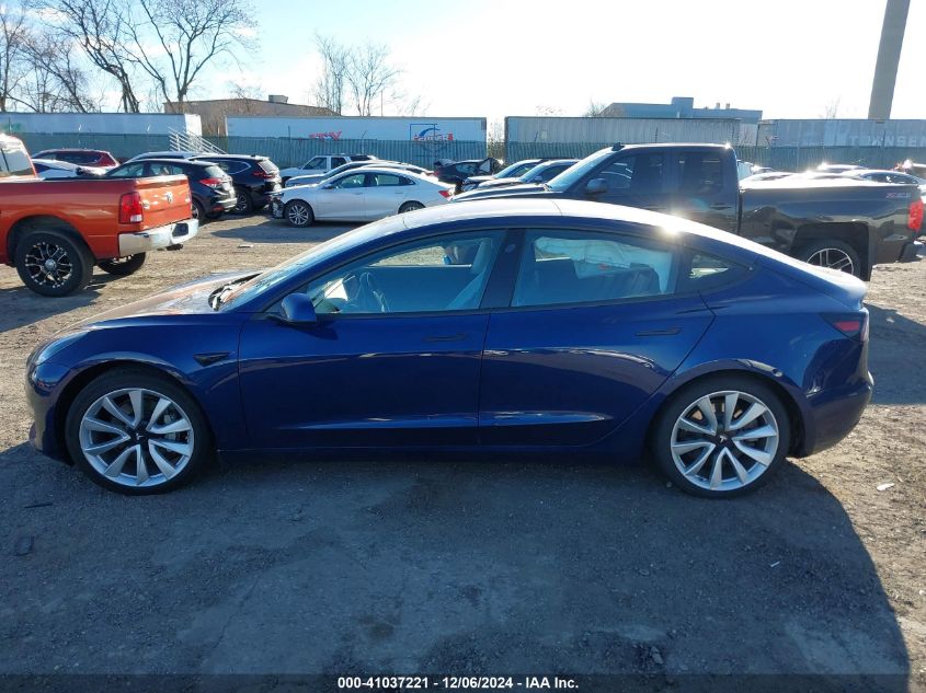 2018 Tesla Model 3 Long Range/Performance VIN: 5YJ3E1EB7JF121836 Lot: 41037221