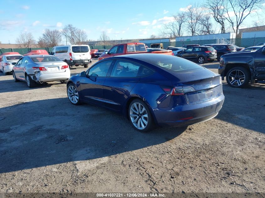 2018 Tesla Model 3 Long Range/Performance VIN: 5YJ3E1EB7JF121836 Lot: 41037221