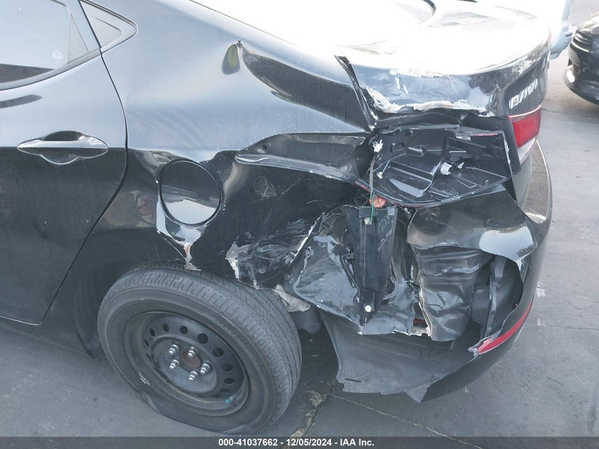 2016 HYUNDAI ELANTRA SE - 5NPDH4AE5GH726025