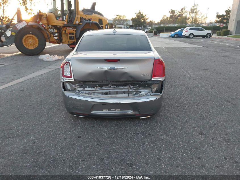 VIN 2C3CCAEG5FH792266 2015 CHRYSLER 300C no.16