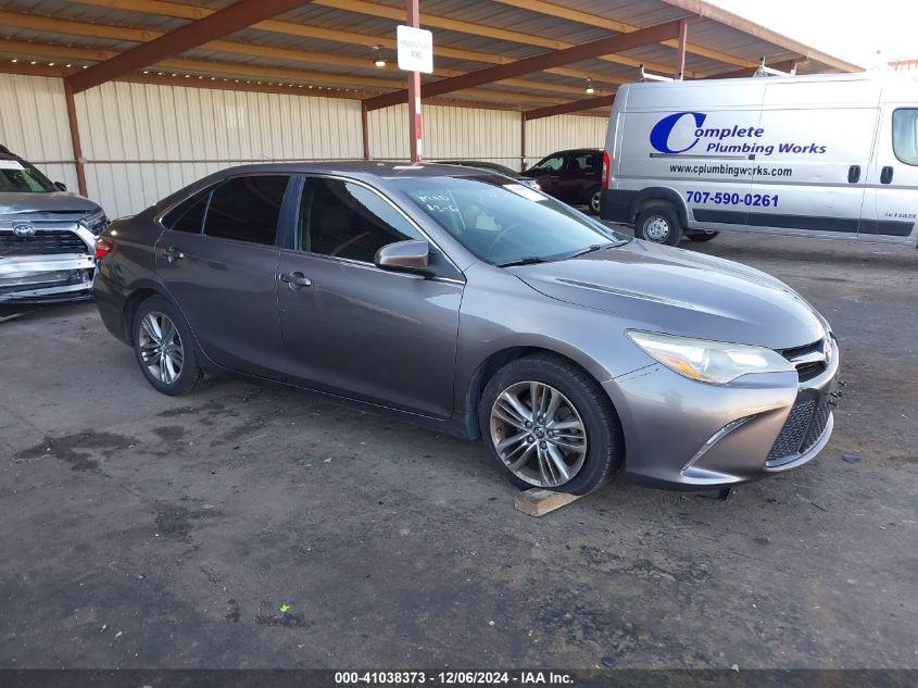 VIN 4T1BF1FK4FU047938 2015 Toyota Camry, SE no.1