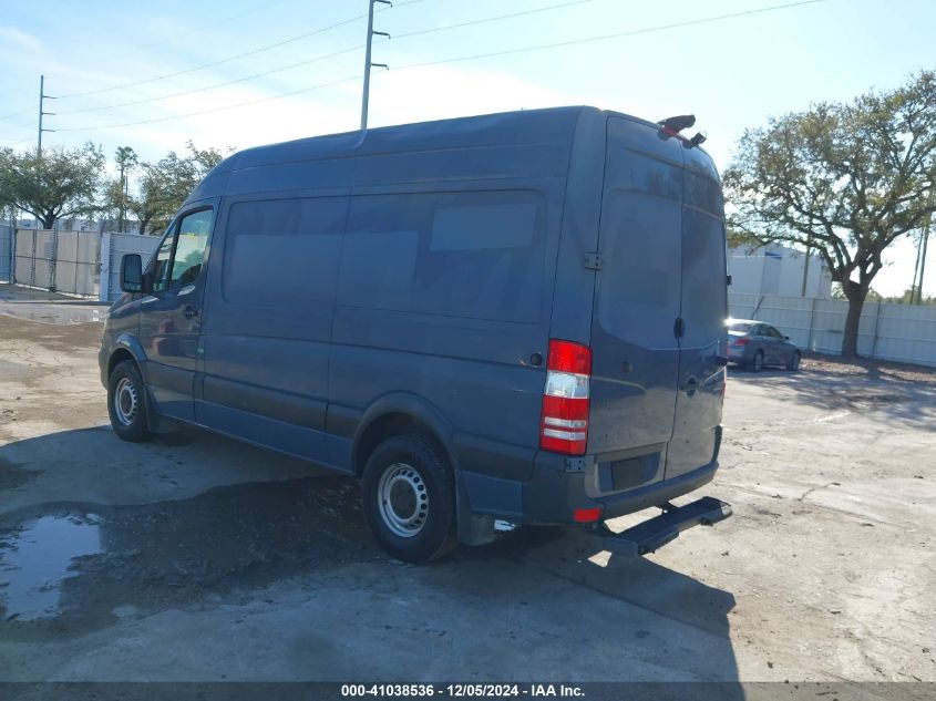 VIN WD3PE7CDXJP628514 2018 Mercedes-Benz Sprinter 2... no.3