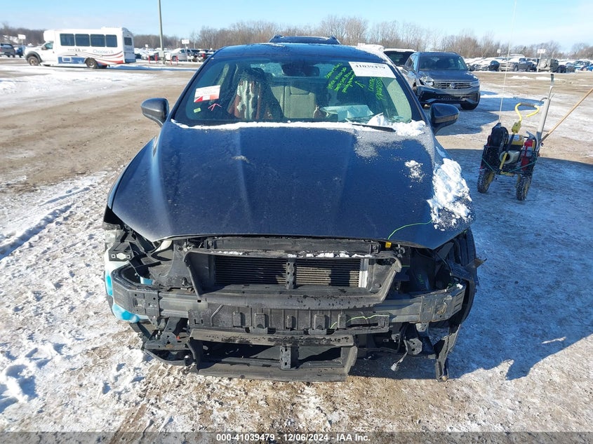 2019 FORD FUSION VIN: 3FA6P0G70KR209594