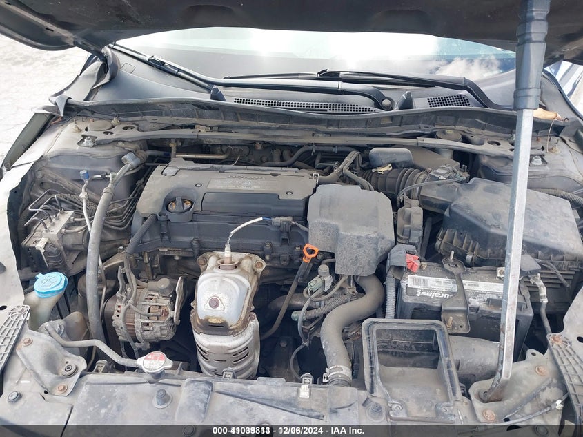 2013 HONDA ACCORD VIN: 1HGCR2F5XDA081060