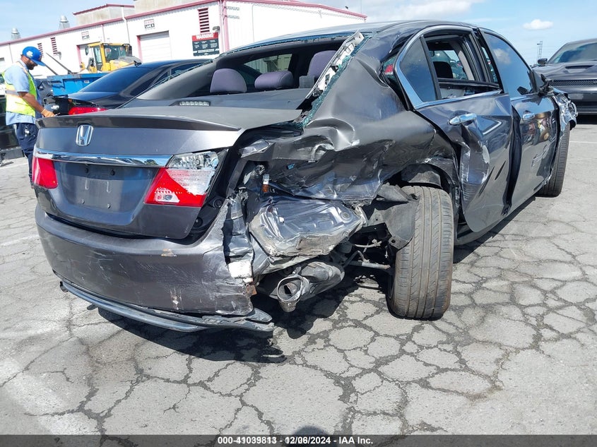 2013 HONDA ACCORD VIN: 1HGCR2F5XDA081060