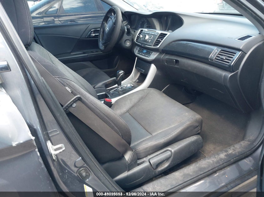 2013 HONDA ACCORD VIN: 1HGCR2F5XDA081060