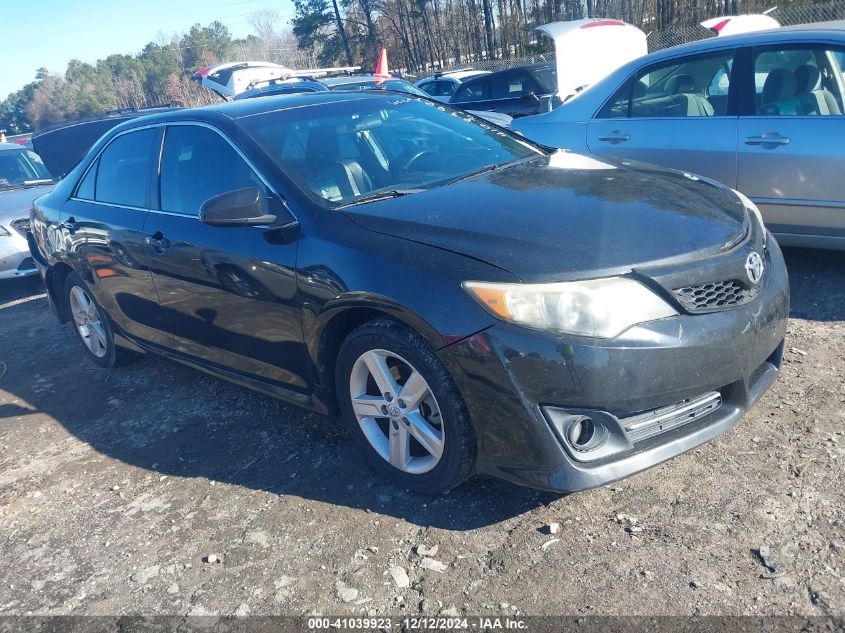 2014 Toyota Camry, SE