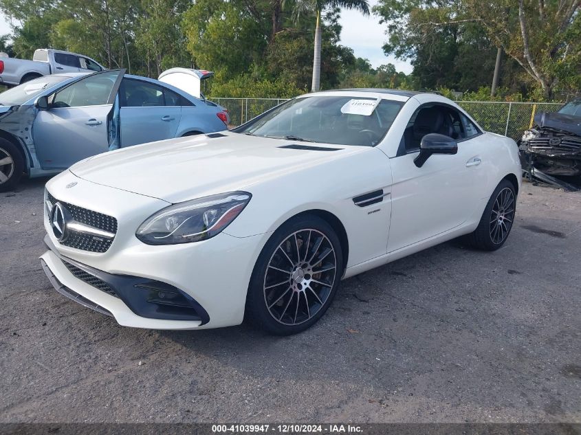 VIN WDDPK6GA0KF160198 2019 Mercedes-Benz Amg Slc 43 no.2