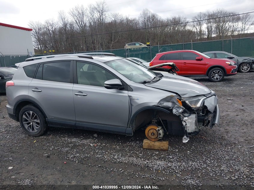 2017 TOYOTA RAV4 HYBRID XLE - JTMRJREV2HD066292