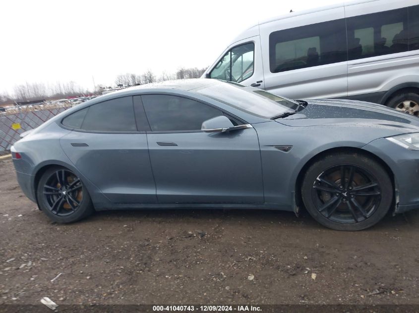 2013 Tesla Model S VIN: 5YJSA1CNXDFP23056 Lot: 41040743