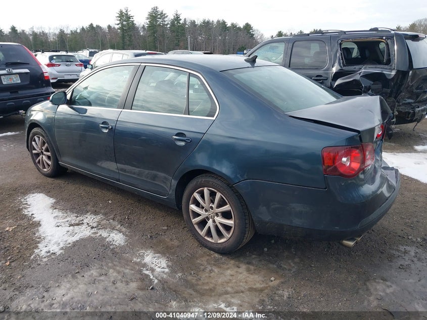 2010 VOLKSWAGEN JETTA VIN: 3VWRZ7AJ8AM011952