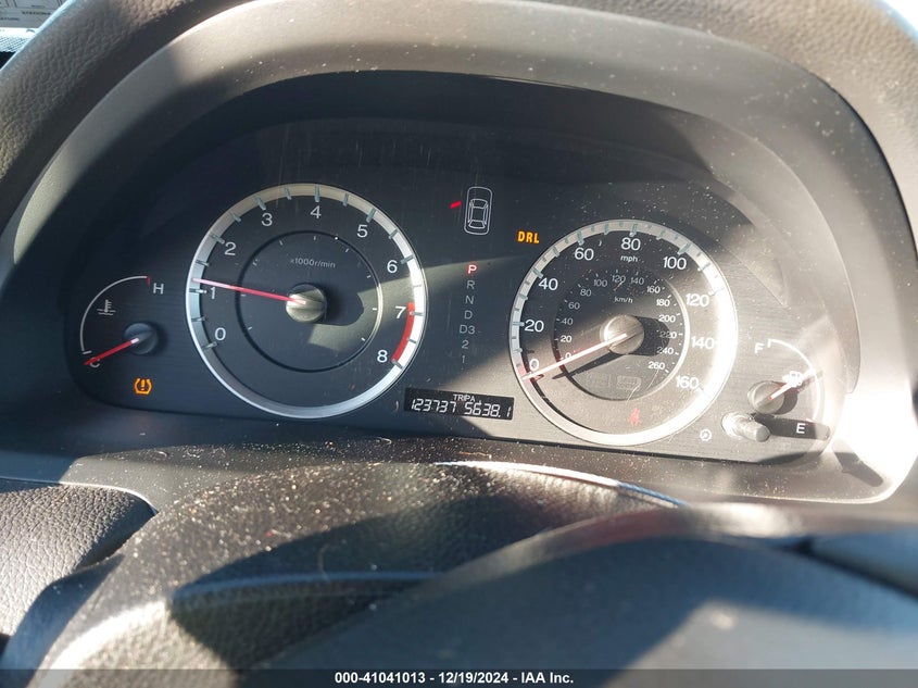 2009 HONDA ACCORD VIN: 1HGCP36839A023238
