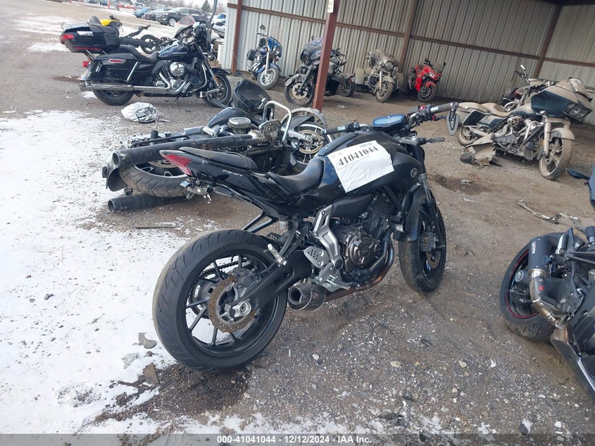 2016 YAMAHA FZ07 JYARM06E7GA006909