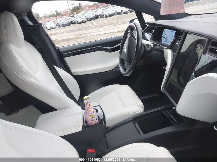 2020 Tesla Model X Long Range Dual Motor All-Wheel Drive/Long Range Plus Dual Motor All-Wheel Drive VIN: 5YJXCBE23LF302027 Lot: 41041052