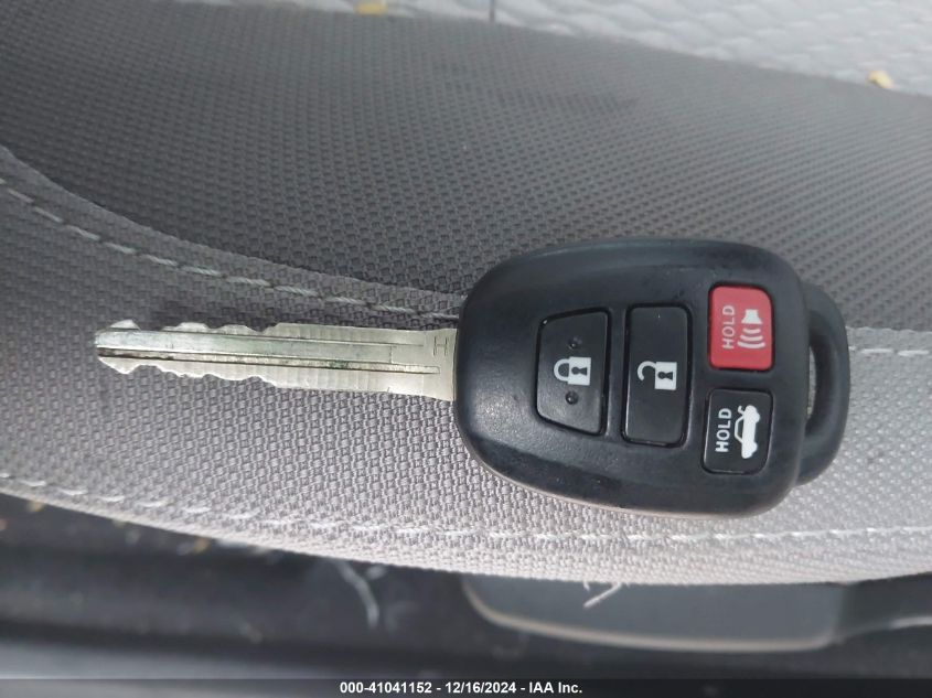 2018 Toyota Corolla Le VIN: 2T1BURHE7JC97883 Lot: 41041152