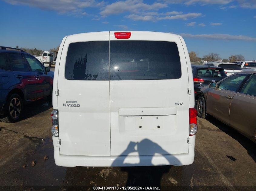 VIN 3N6CM0KN0FK690194 2015 Nissan NV, 200 SV no.17