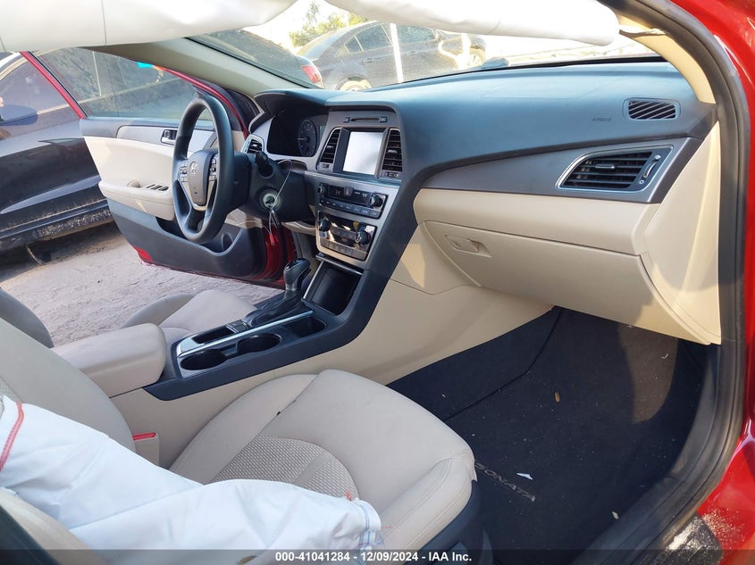 VIN 5NPE24AF4HH538127 2017 HYUNDAI SONATA SE