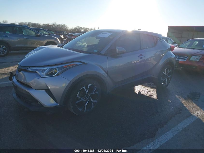 VIN NMTKHMBX3JR013986 2018 TOYOTA C-HR no.2