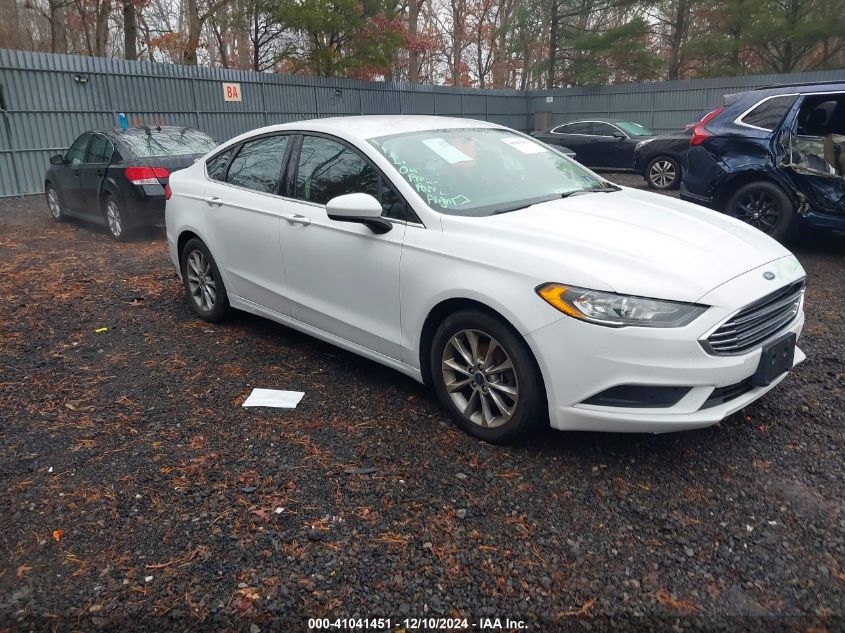 VIN 3FA6P0H77HR218820 2017 Ford Fusion, SE no.1