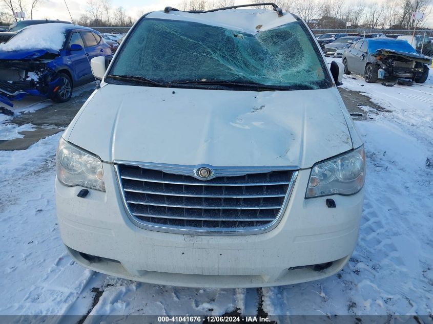 2008 Chrysler Town & Country Touring VIN: 2A8HR54P08R142632 Lot: 41041676