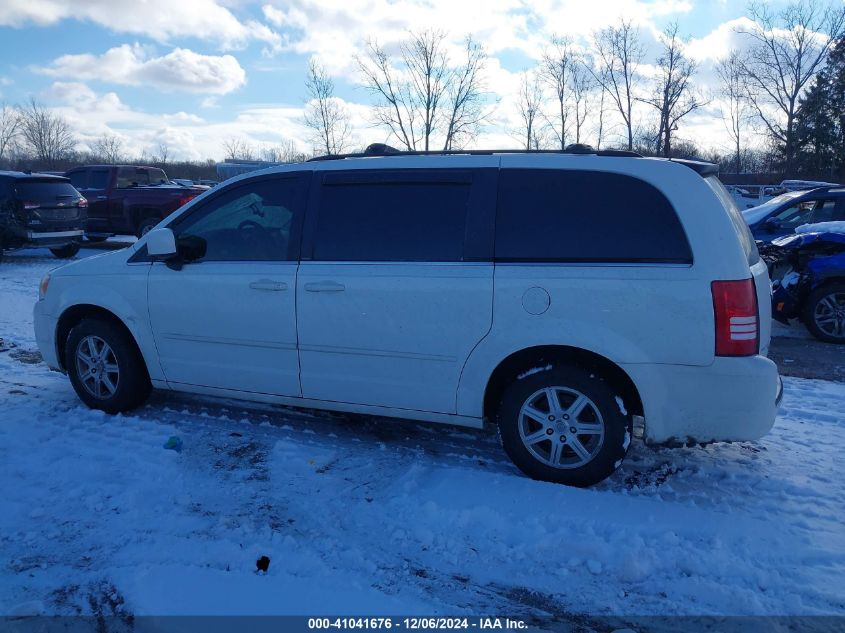 2008 Chrysler Town & Country Touring VIN: 2A8HR54P08R142632 Lot: 41041676