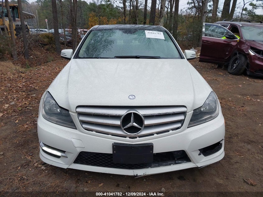 2012 MERCEDES-BENZ C CLASS VIN: WDDGF8BB7CA597677