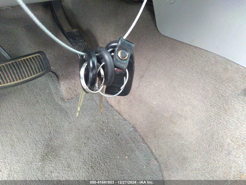 2009 Kia Sorento Lx VIN: KNDJC735095870262 Lot: 41041803