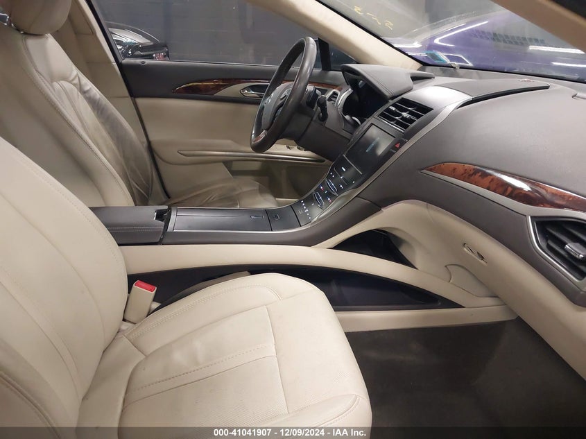 2015 LINCOLN MKZ VIN: 3LN6L2J92FR601909